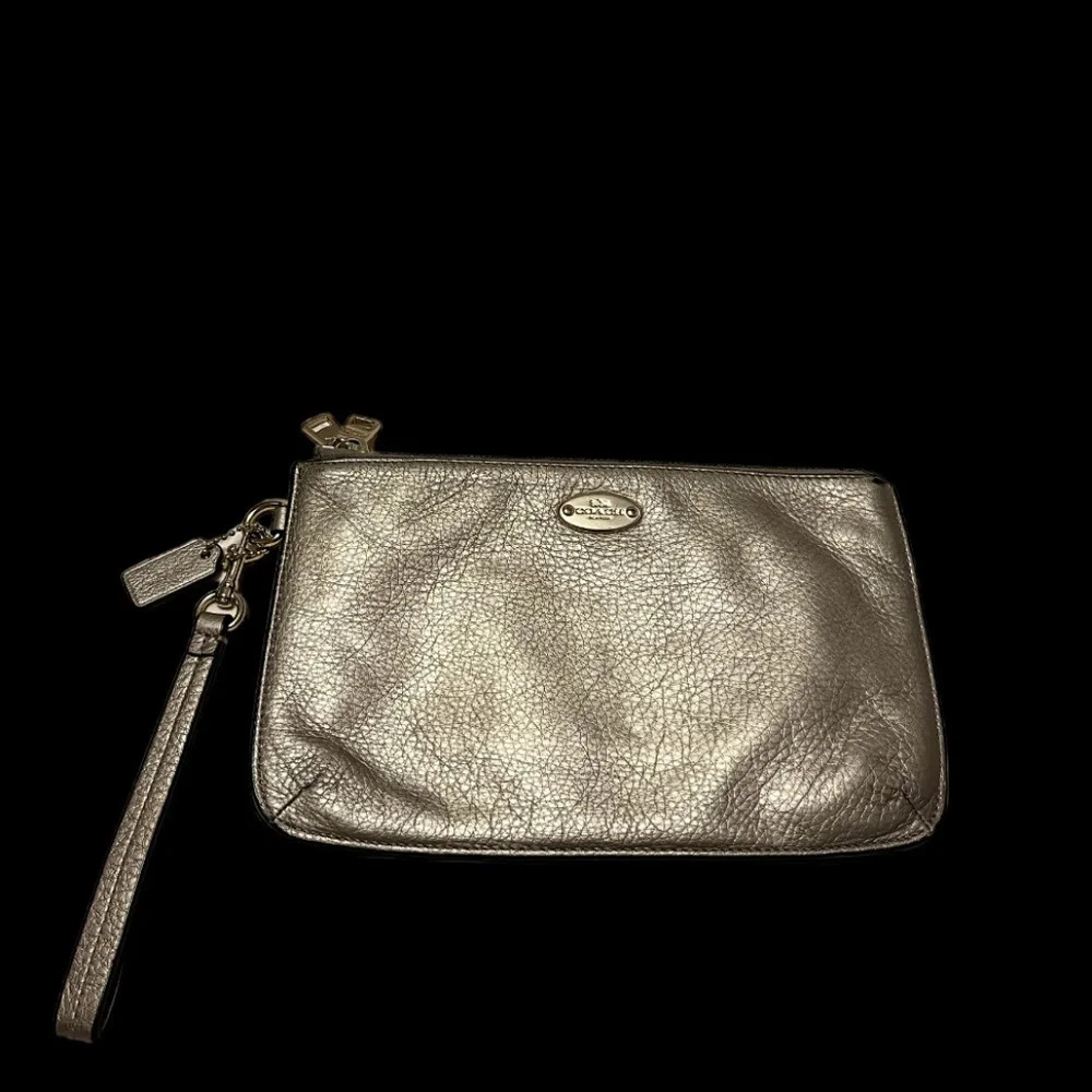 Coach  wristlet